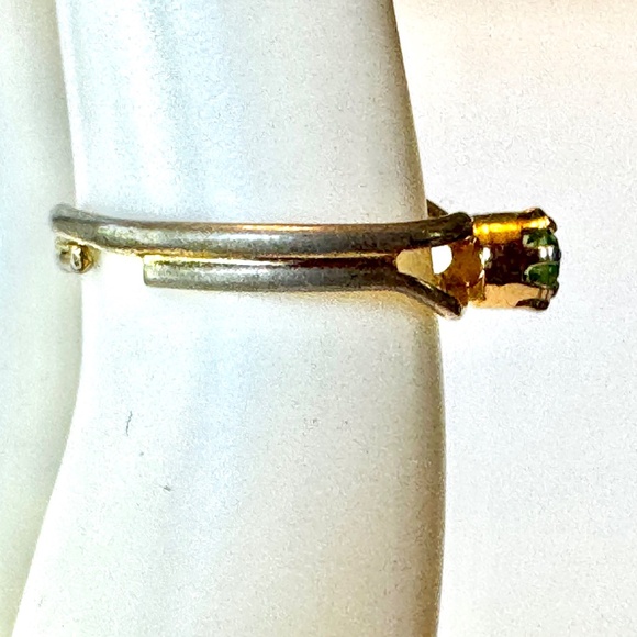 Adjustable Green Crystal Ring, Peridot, Gold tone - Picture 5 of 9